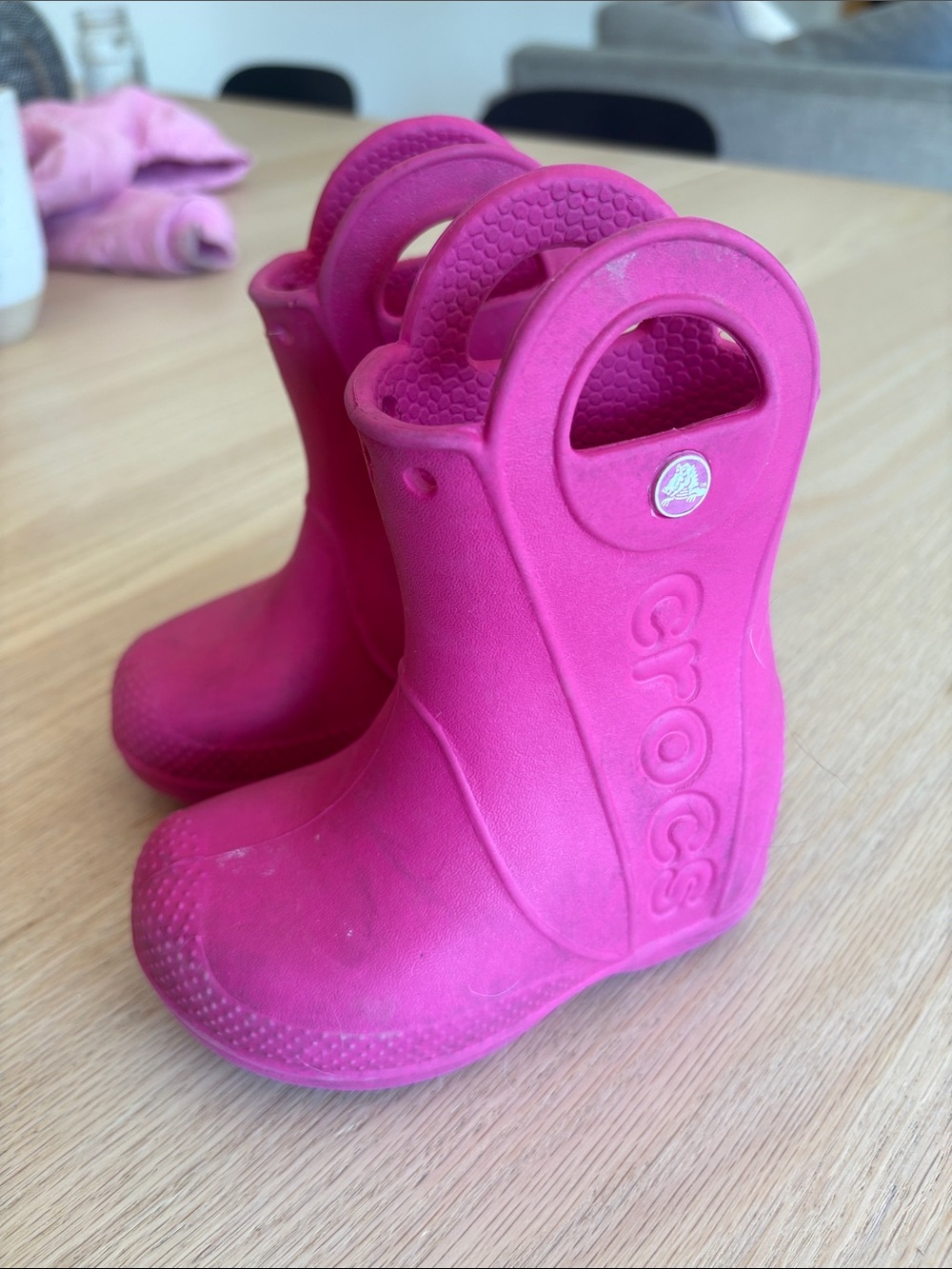 CROCS Kids Bright Pink Waterproof Rain Boots with Easy Handles